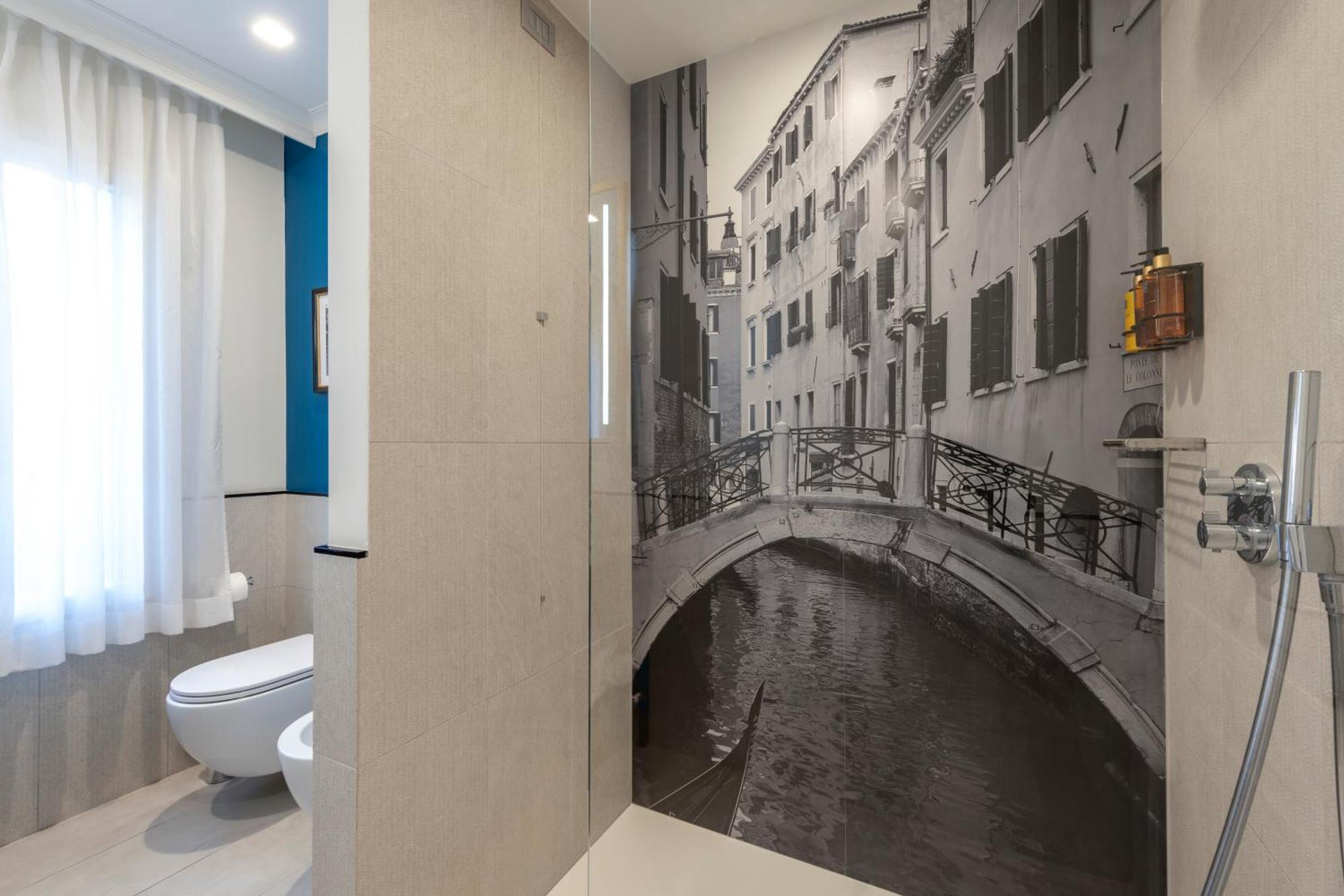 H10 Palazzo Canova 4* Venetië